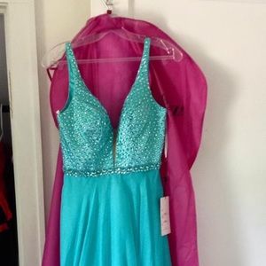 Sherri Hill prom dress